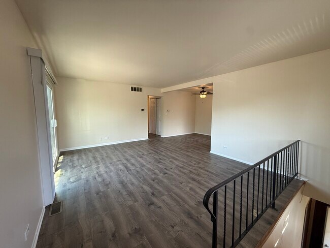 Building Photo - 6258 Gold Cir