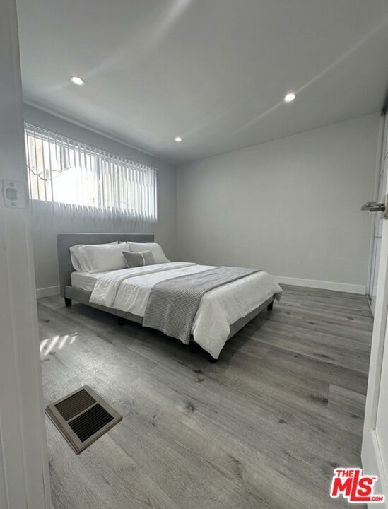 Building Photo - 8360 Blackburn Ave