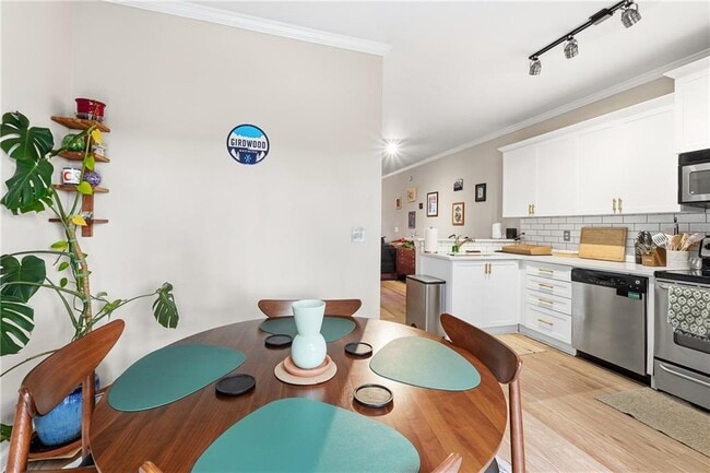 Building Photo - 1149 Liberty Pkwy NW