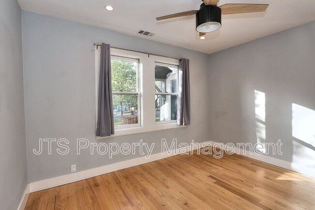Building Photo - 809 Figueroa St