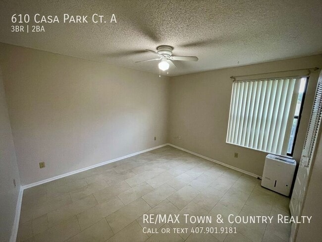 Building Photo - 610 Casa Park N Ct