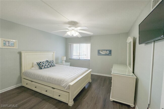 Building Photo - 8400 Estero Blvd