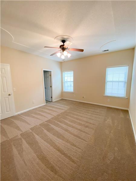 Building Photo - 204 Foxbury Square