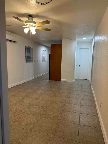 Building Photo - 2720 NW 13th St