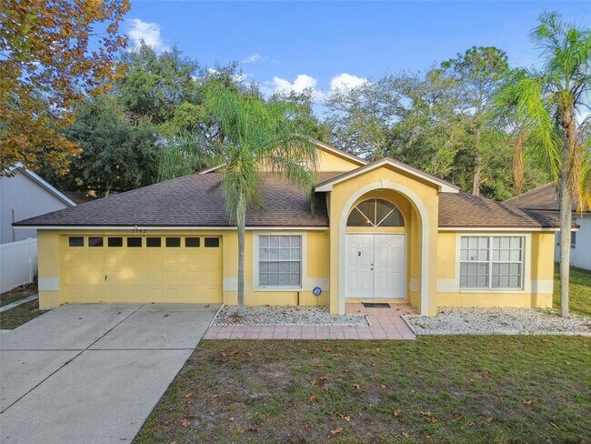 Building Photo - 2342 Tioga Dr
