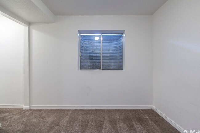 Building Photo - Updated 3 Bed Condo in Central American Fork!