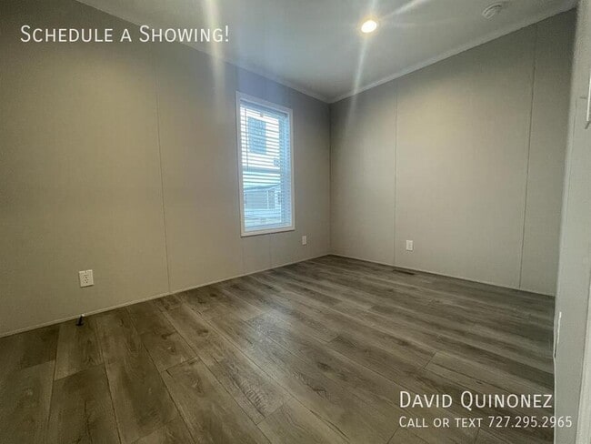 Building Photo - 701 Mill St