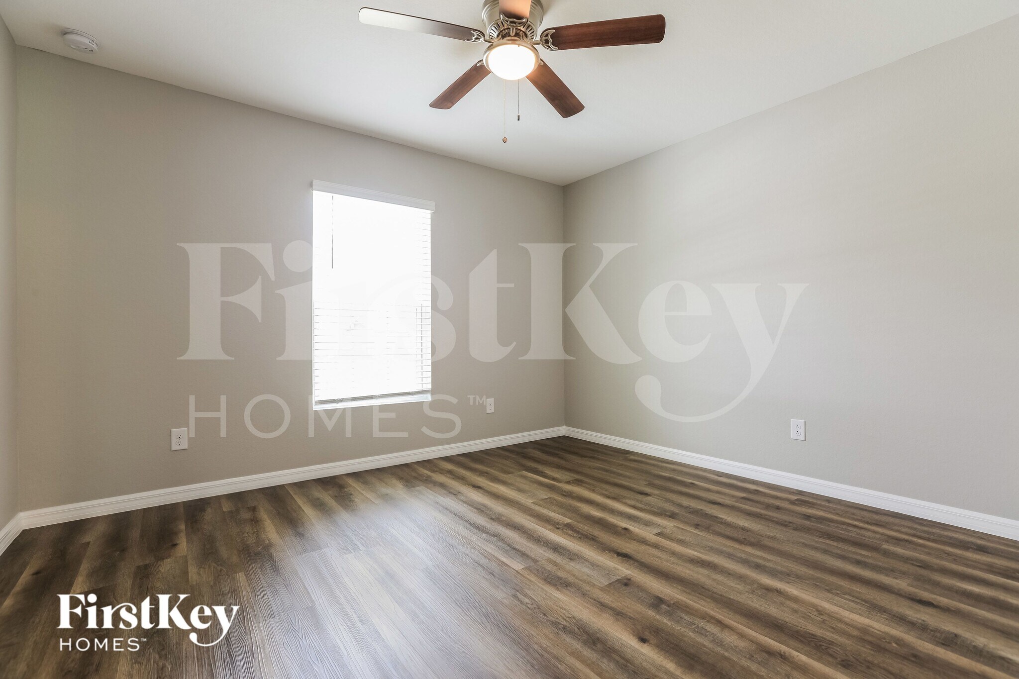 Building Photo - 22586 Laika Ave