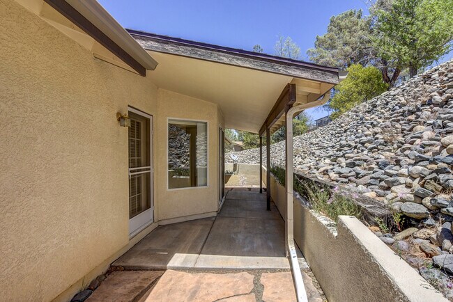 Building Photo - 4261 N Tonopah Dr