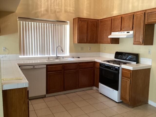 Building Photo - 4660 Grandview Dr