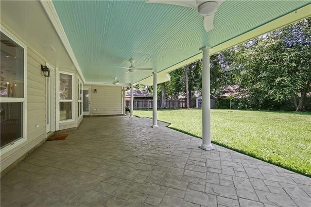 Building Photo - 133 Louise Dr