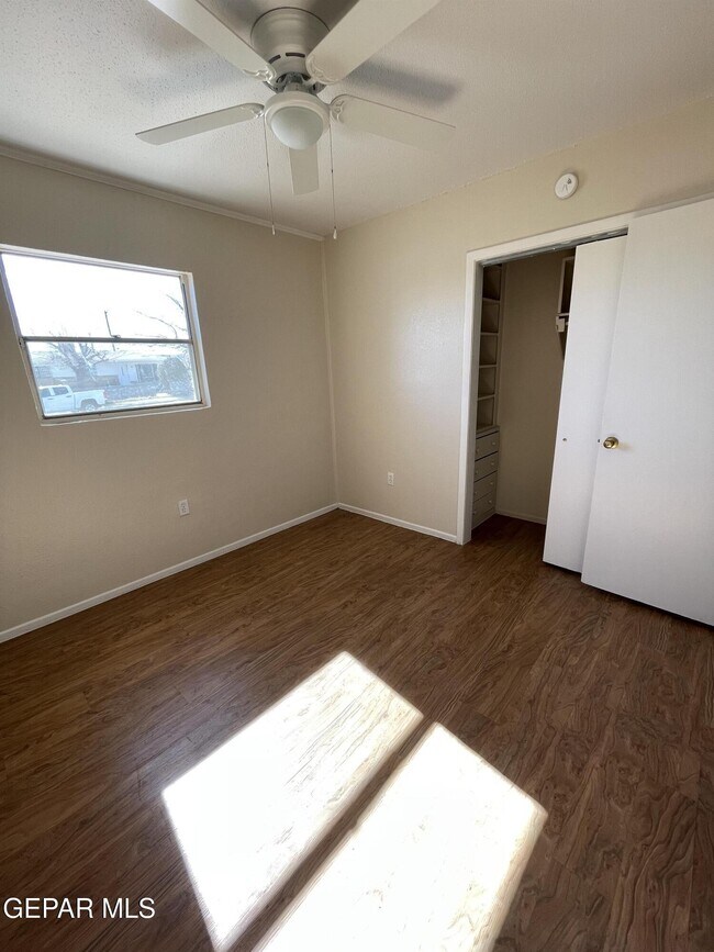 Building Photo - 4917 Ajax Ct