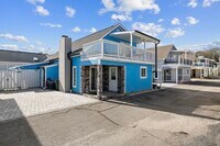 Building Photo - 3902 Dunes St