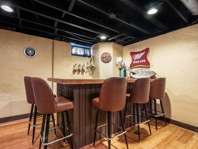 Building Photo - 3259 Longspur Dr