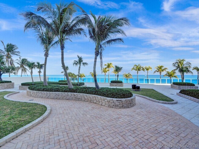 Building Photo - 1360 S Ocean Blvd