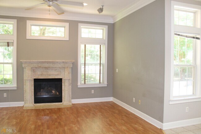 Building Photo - 203 Carrington Way