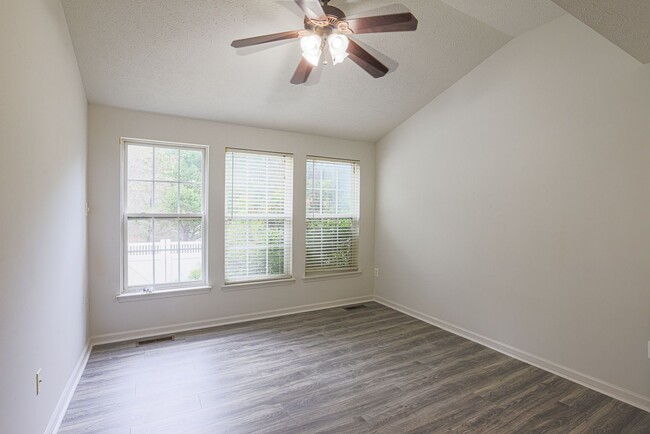 Building Photo - 4907 Bristle Cone Cir