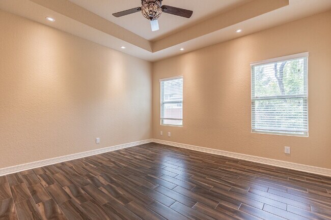 Building Photo - 1175 Ranch Falls
