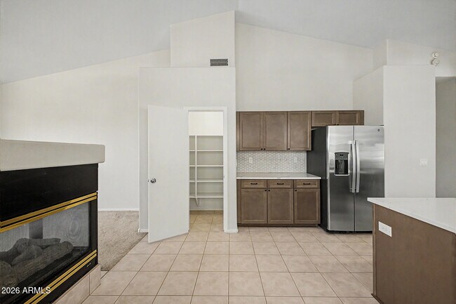 Building Photo - 4545 E Rowel Rd
