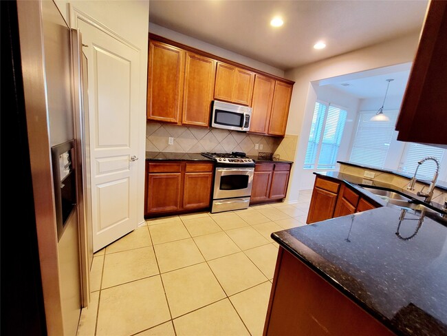 Building Photo - 9518 Herons Grove Ln