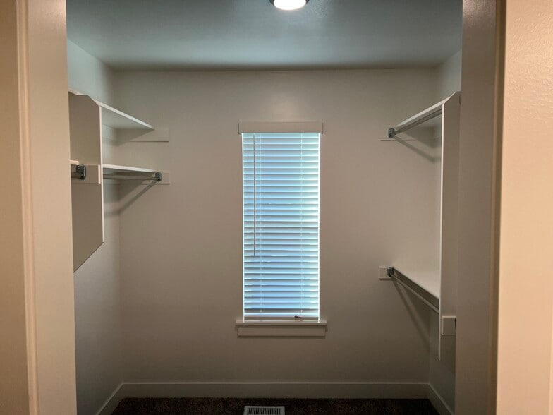 Building Photo - 1187 W 1820 S