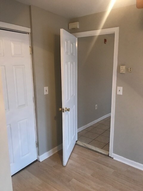 Building Photo - 6400 Garman St