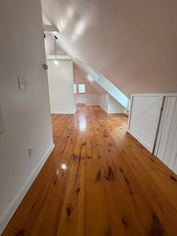 Building Photo - 7 N Green St