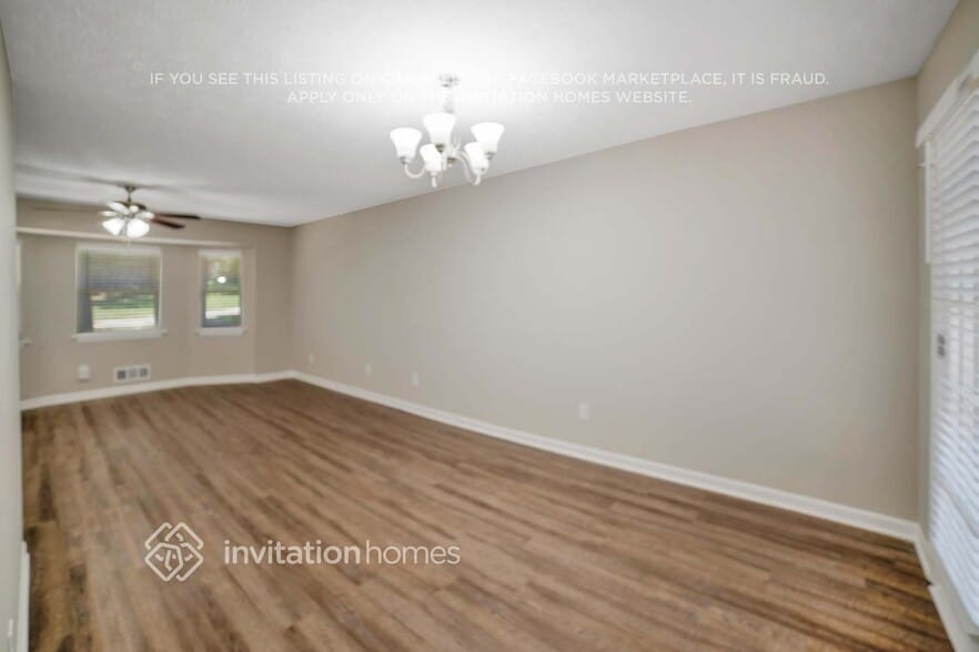 Building Photo - 3200 Vail Ct SW