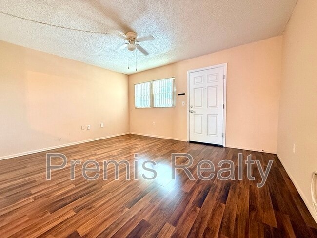 Building Photo - 870 Virginia St