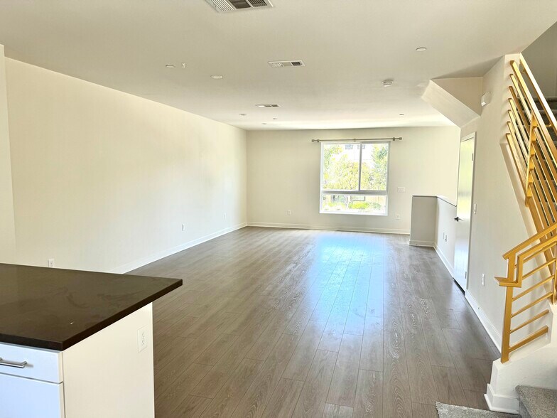 2nd Floor dinning room - 2581 Arvia St. #13
