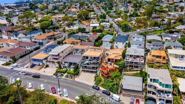 Building Photo - 174 Cliff Dr