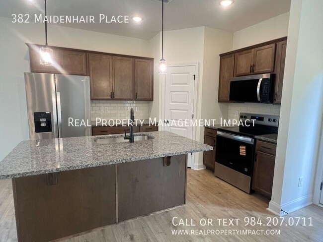 Building Photo - 382 Maidenhair Pl