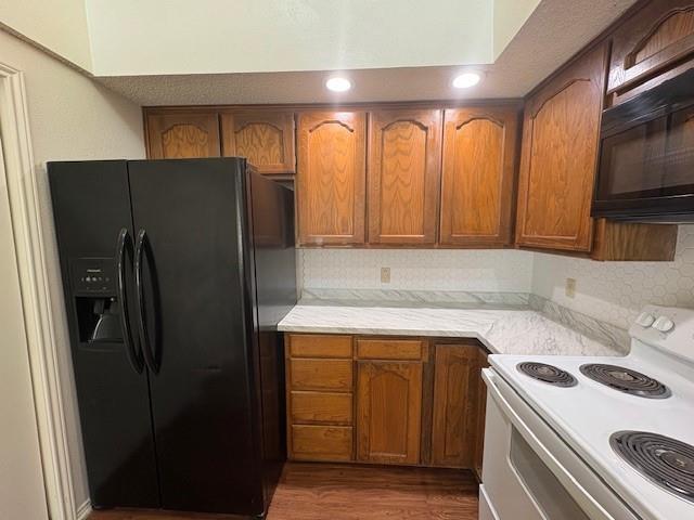 Building Photo - 5930 Timbercrest Dr