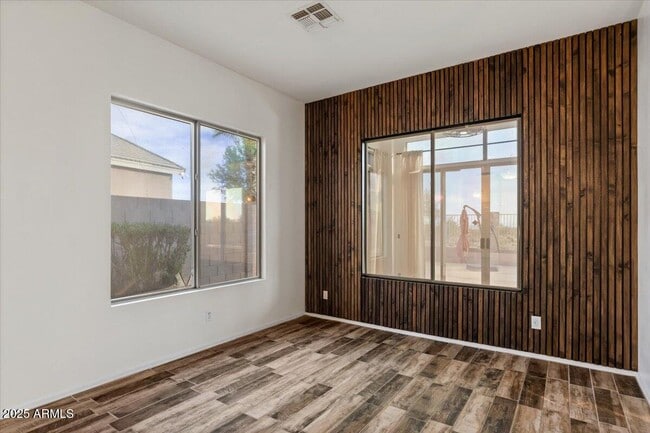 Building Photo - 4615 E Prickly Pear Trail