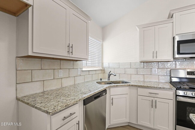 Building Photo - 12553 Cayo Norte Dr