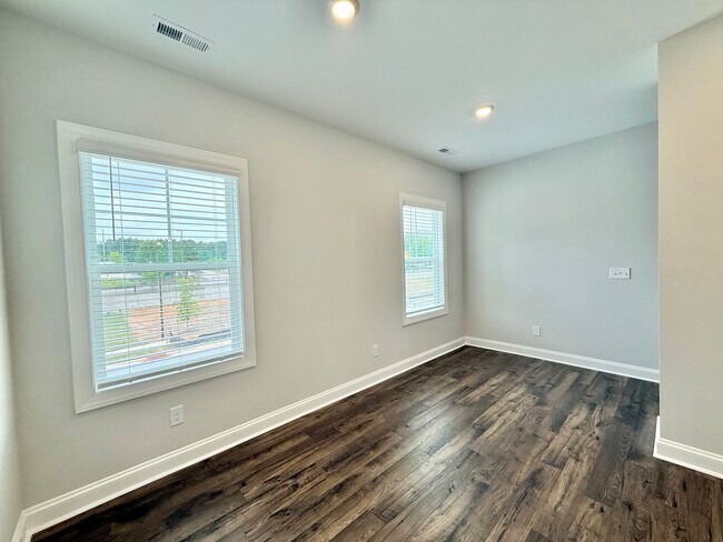 Building Photo - Stunning New Construction 3BD, 3.5BA Fuqua...