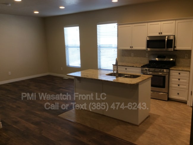 Building Photo - 3078 Islington Ln