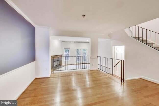 Building Photo - 1325 Chetworth Ct
