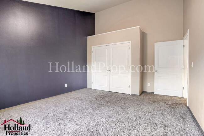 Building Photo - Modern Comfort Meets Prime Beaverton Living, NOW WITH NEW PRICE $3,150!