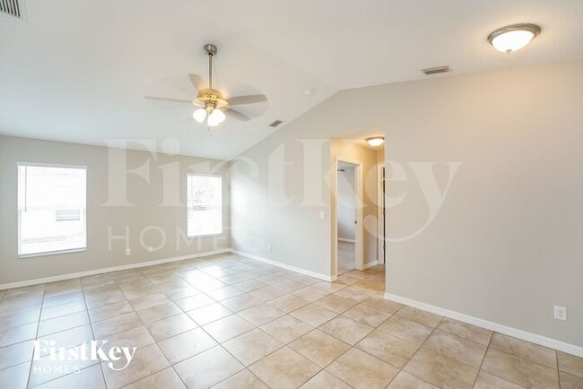 Building Photo - 4637 Antioch St