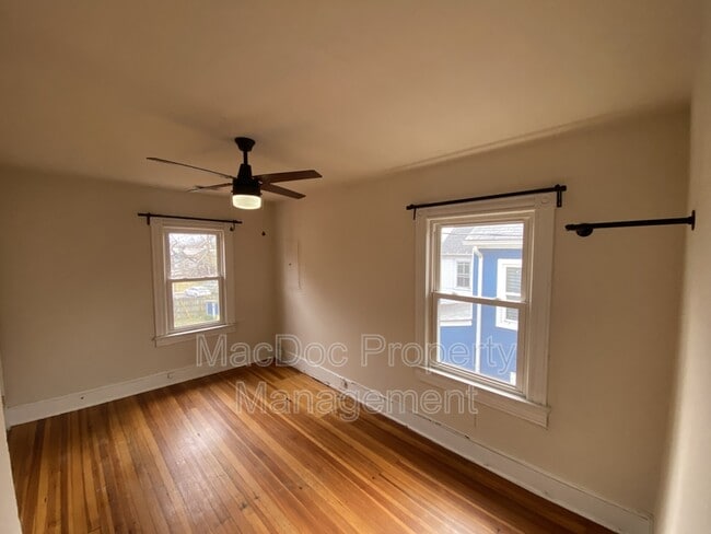 Building Photo - 320 Wolfe St