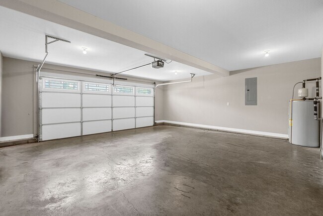 Building Photo - 1398 Citadel Dr