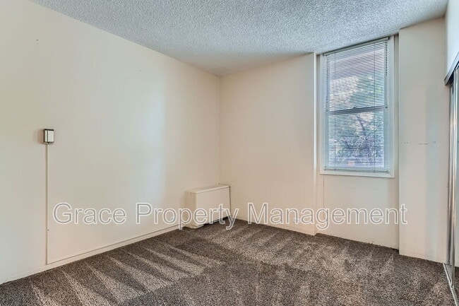 Building Photo - 2225 E Buchtel Blvd