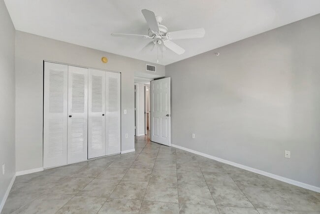 Building Photo - 116 Villa Cir