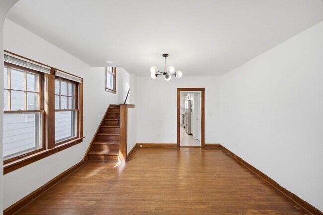 Building Photo - 415-417 S Huron Ave