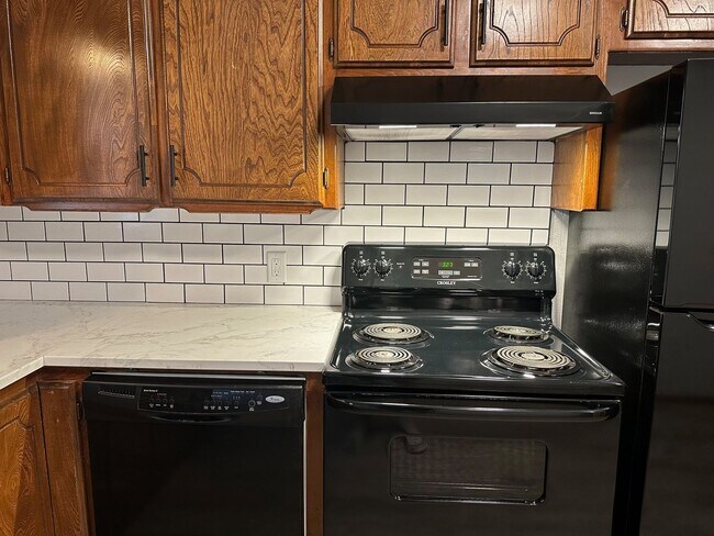 Building Photo - 2 bedroom rental