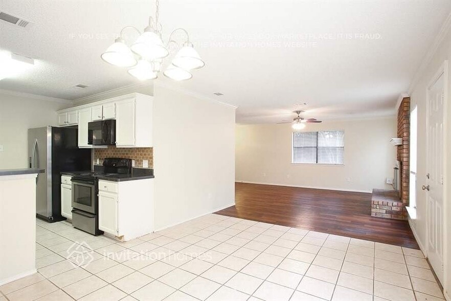 Building Photo - 1456 Thistlewood Ln