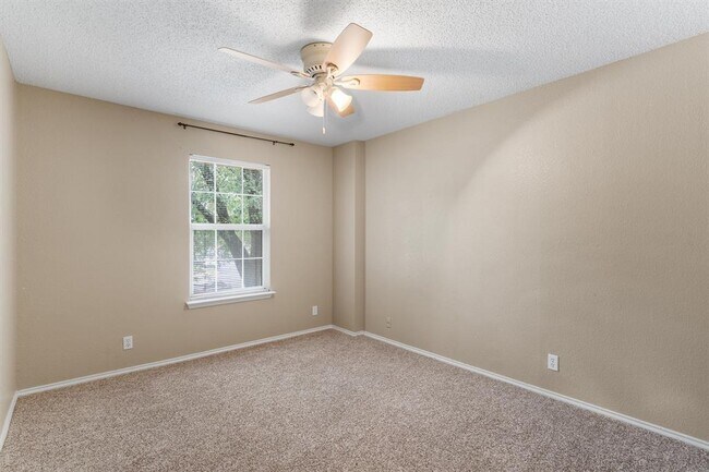 Building Photo - 16303 Ascent Cove