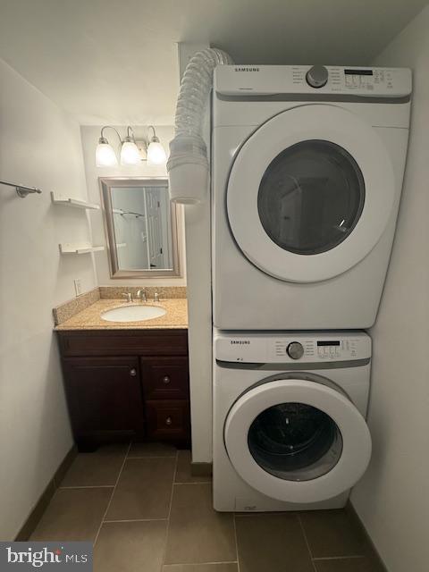 Building Photo - 3303 Valley Dr