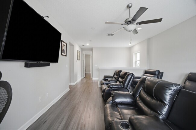 Building Photo - Sunburst Marble Rd 14119-LEASE ONLY